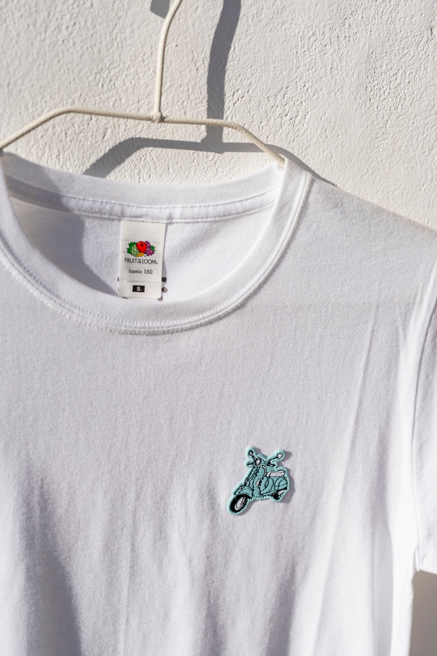 T-shirt - White Vespa Unisex