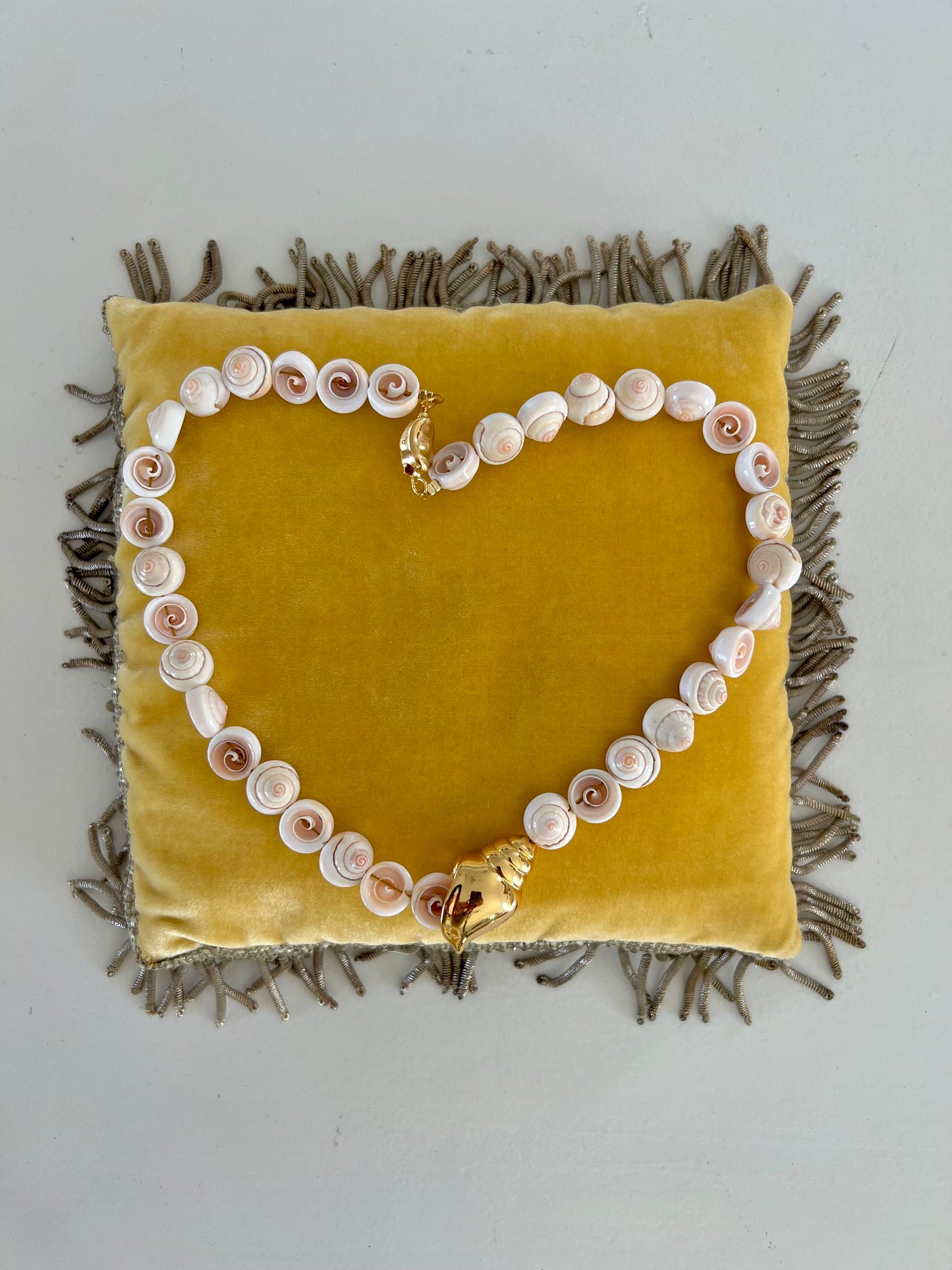 Necklace - Gold Shell