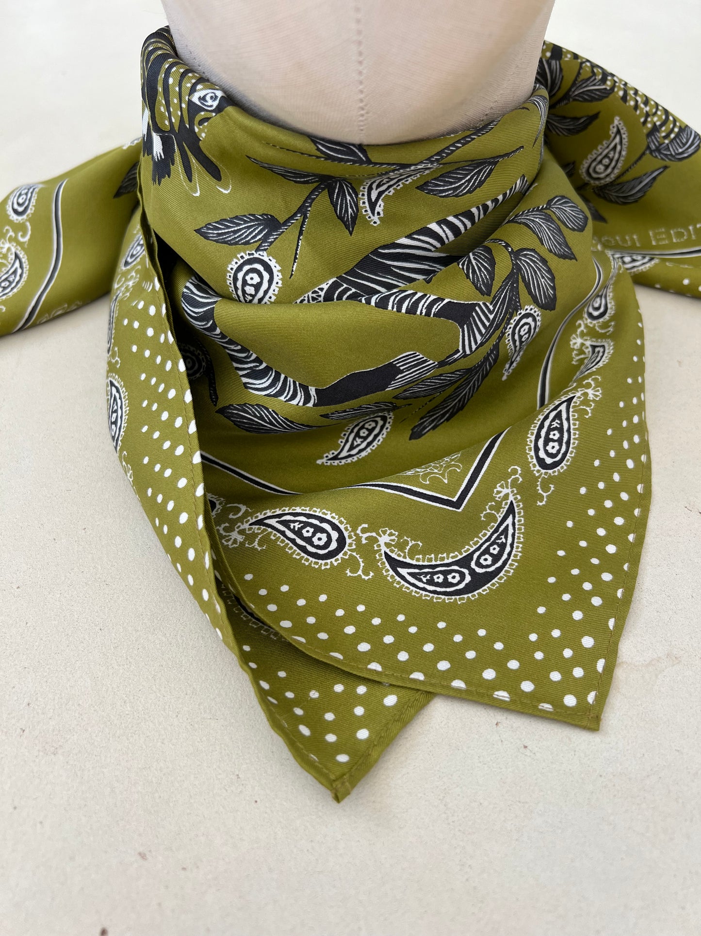 Scarf - Carre Zack Khaki
