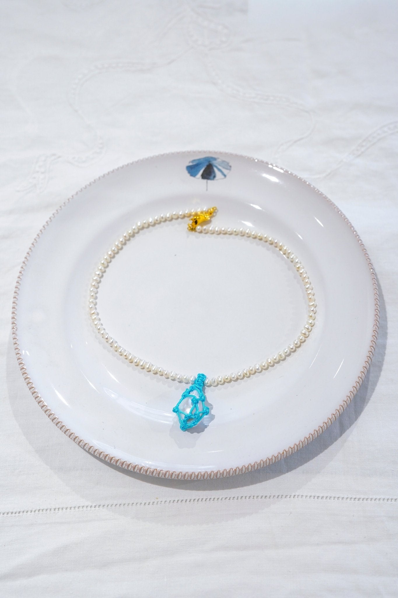 Necklace - Natural freshwater Pearls