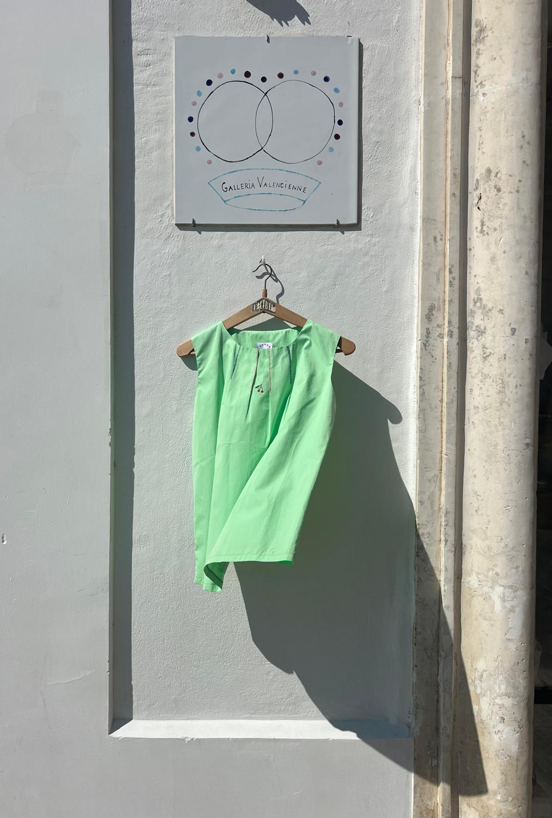 Shirt - Top Apple Green