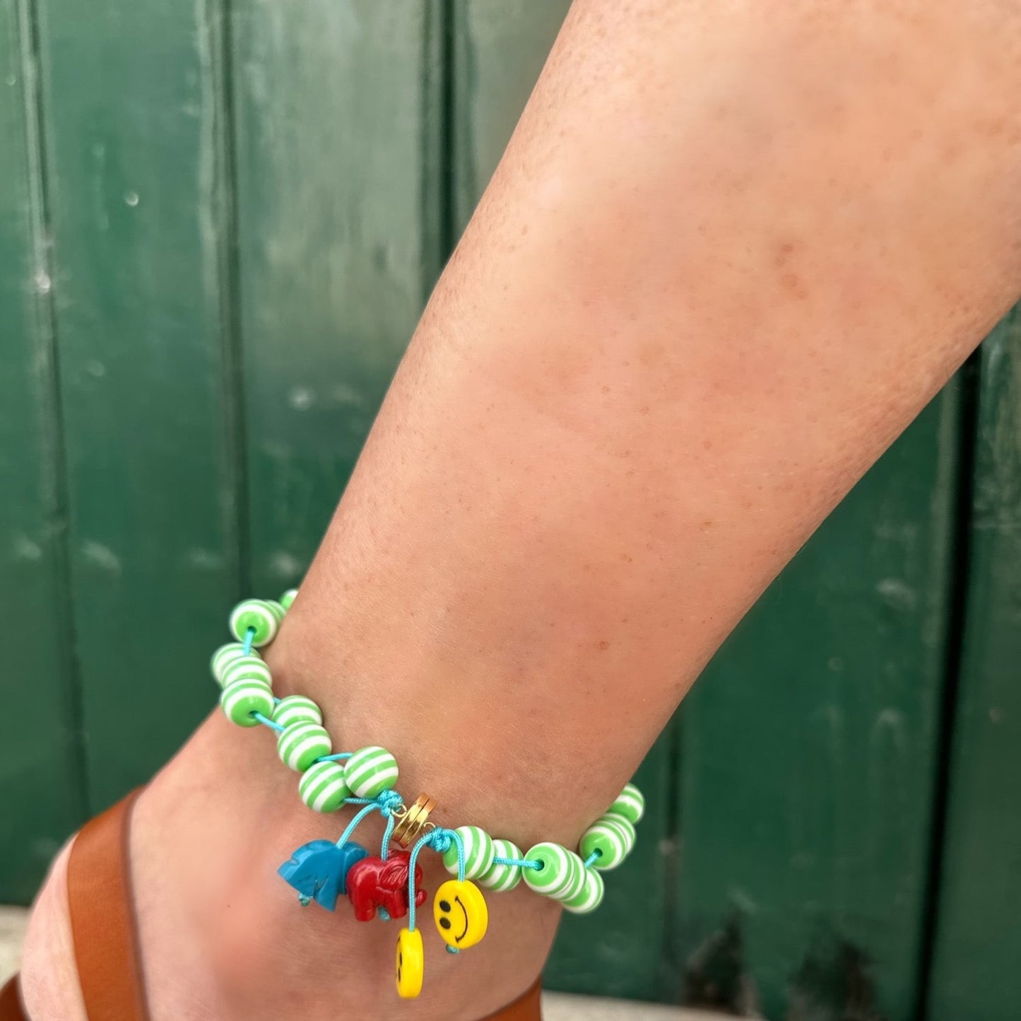 Bracelet -  Ankle bracelet Baroque stripe Pearls with Smiley