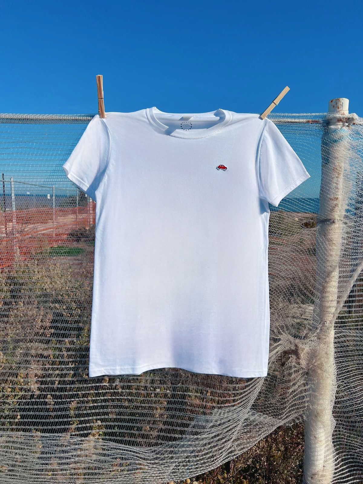 T-shirt - White Italian Red car Unisex