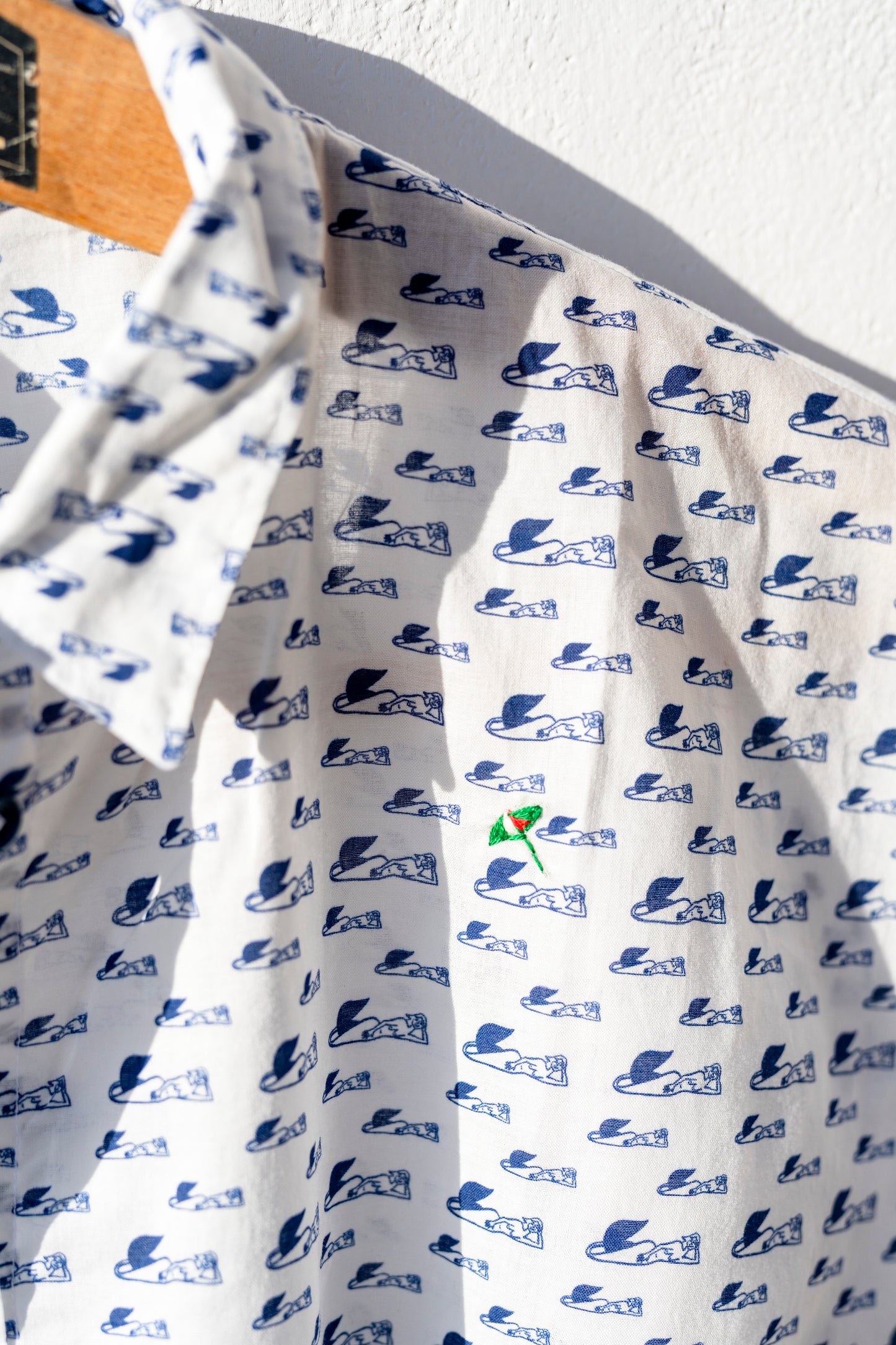Chemise de pyjama pour femmes - Chemise Mela Sirena GV avec logo et ombrellone brodé