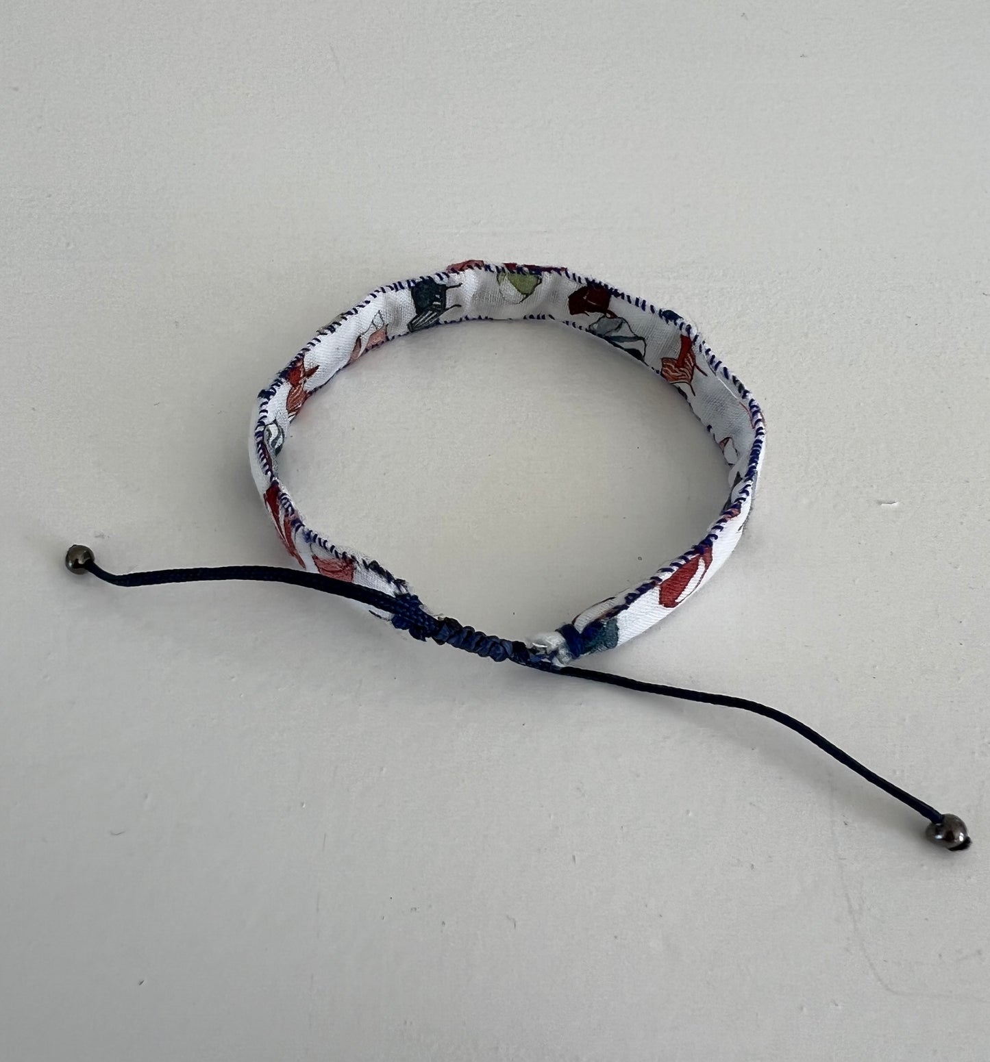 Bracelet - Adjustable Tissu Blue Embroidered Ombreloni GV Print