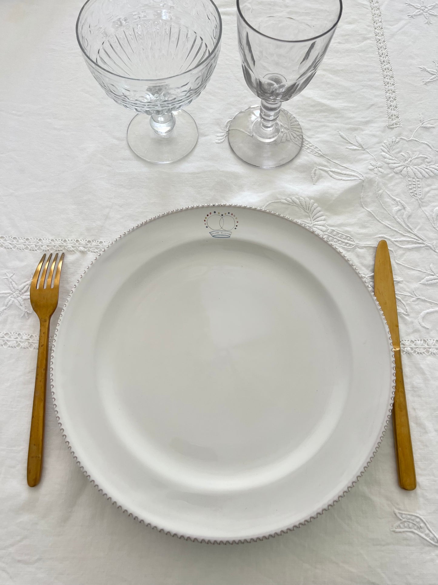 Plate - GV Collection Tableware - Crown GV Logo