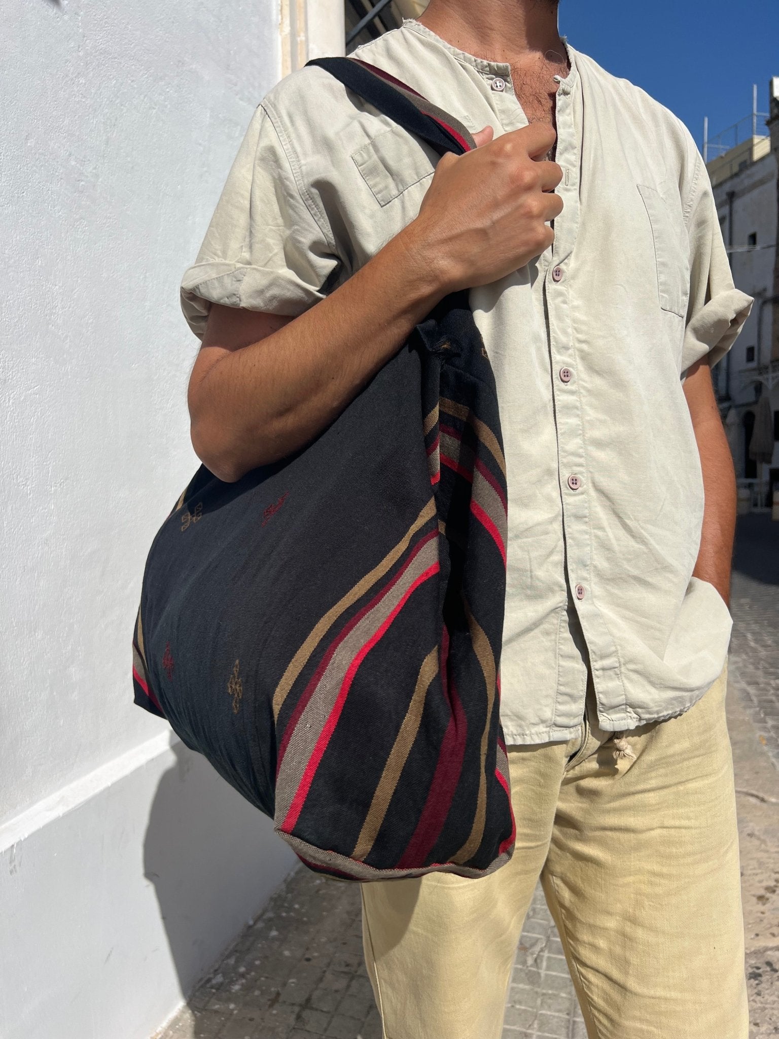 Bag - Bhutan DRUK Maxi Tote Bag Black