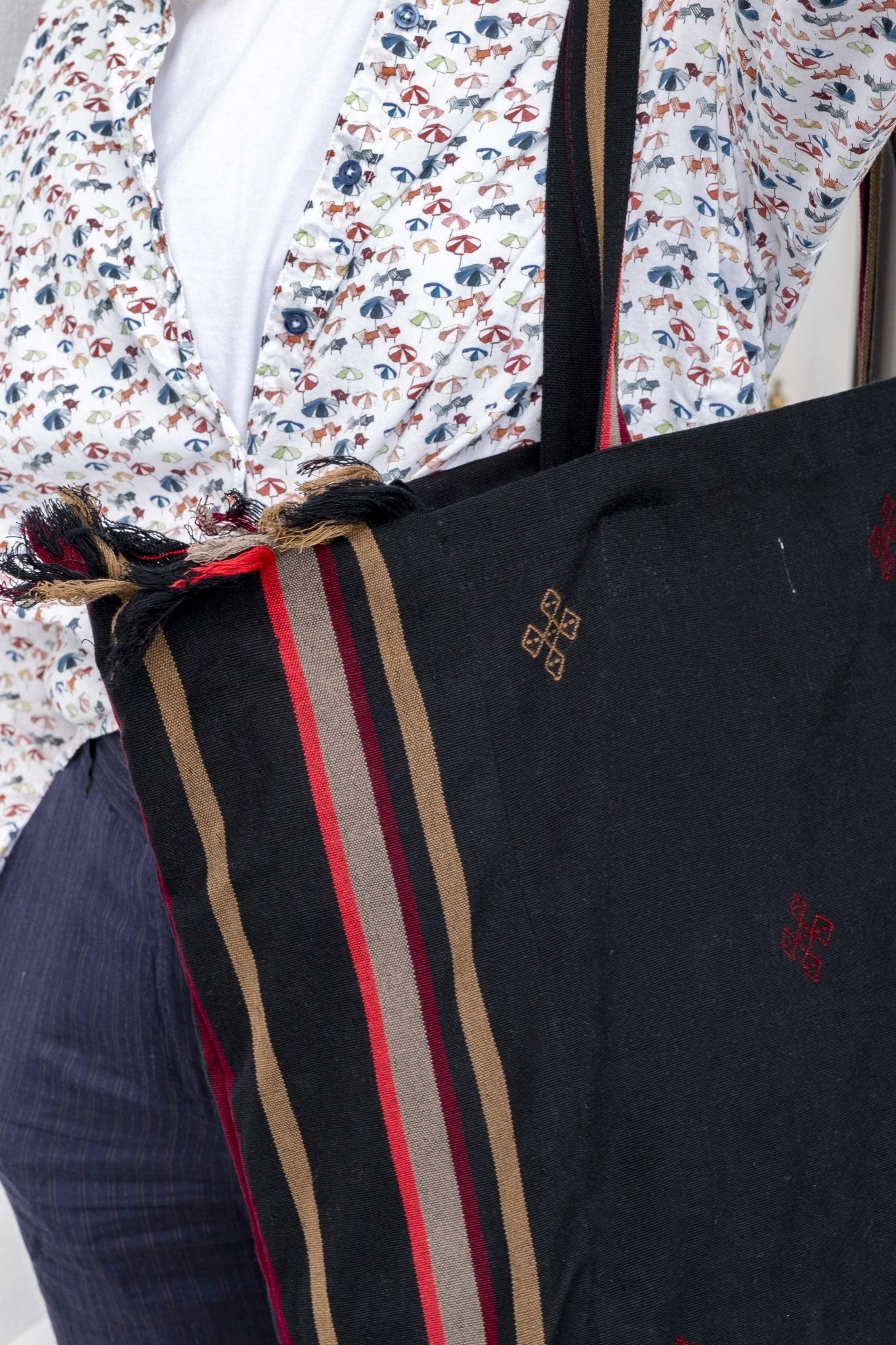 Bag - Bhutan DRUK Maxi Tote Bag Black