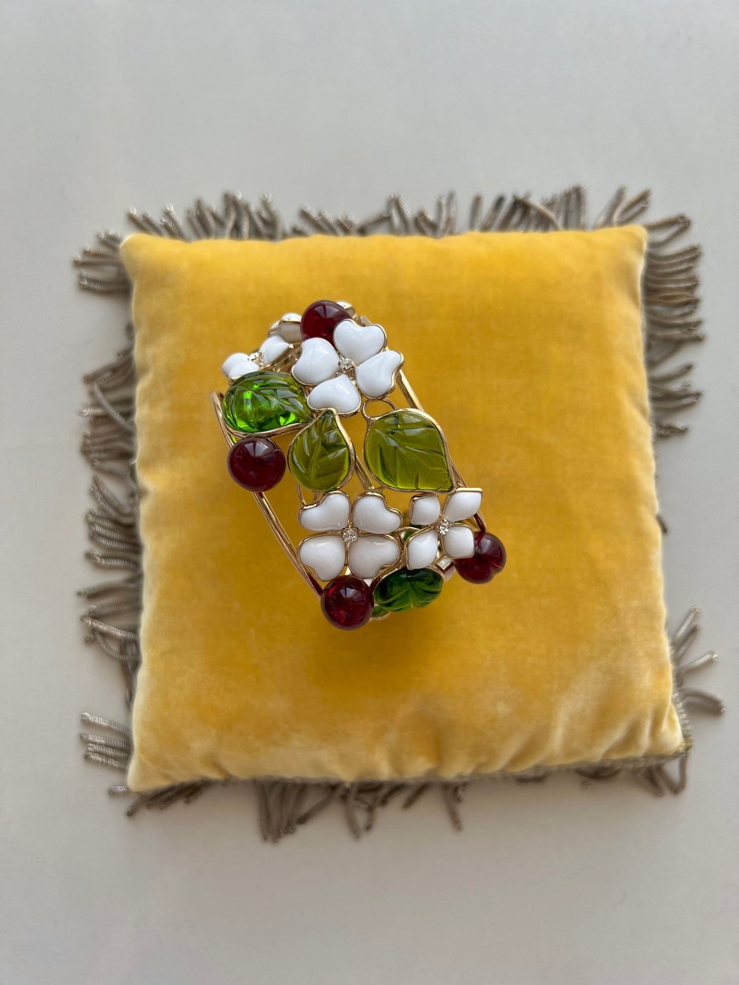 Cuff - Garden of Eden