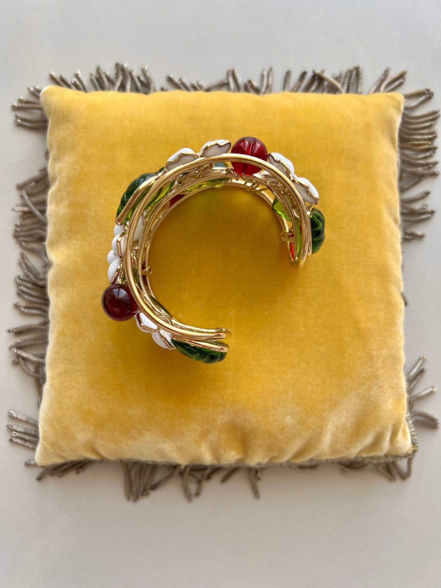 Cuff - Garden of Eden