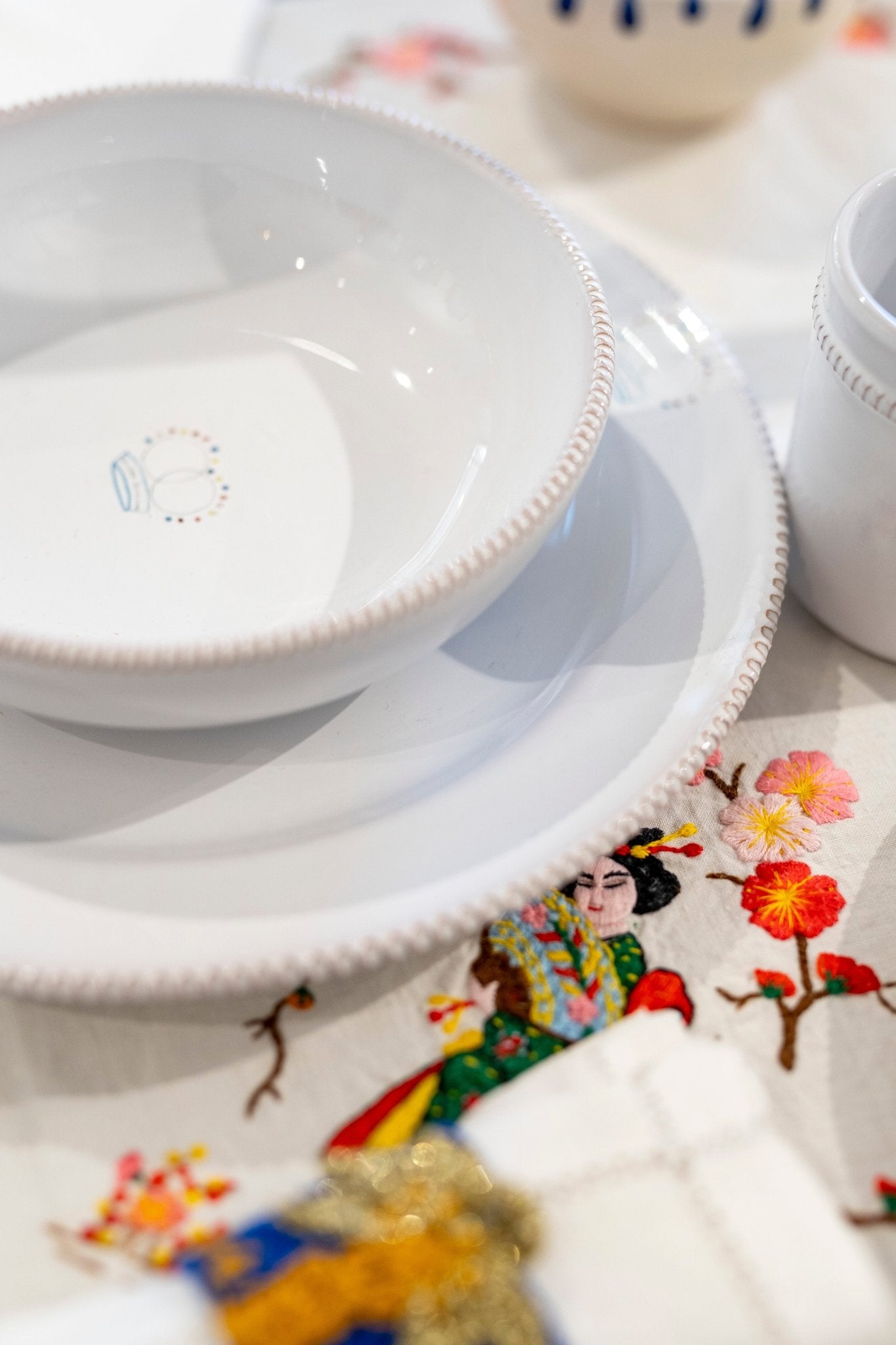 GV Collection Tableware - Plates Crown - Made to Order 4 - piece settings for 4,6,12 guests