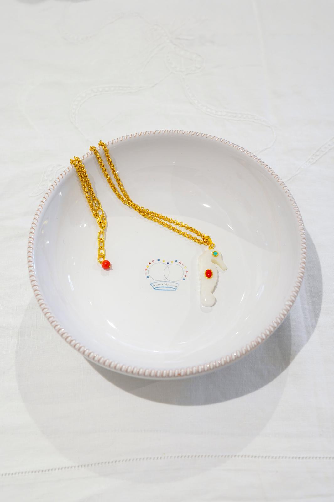 GV Collection Tableware - Plates Crown - Made to Order 4 - piece settings for 4,6,12 guests