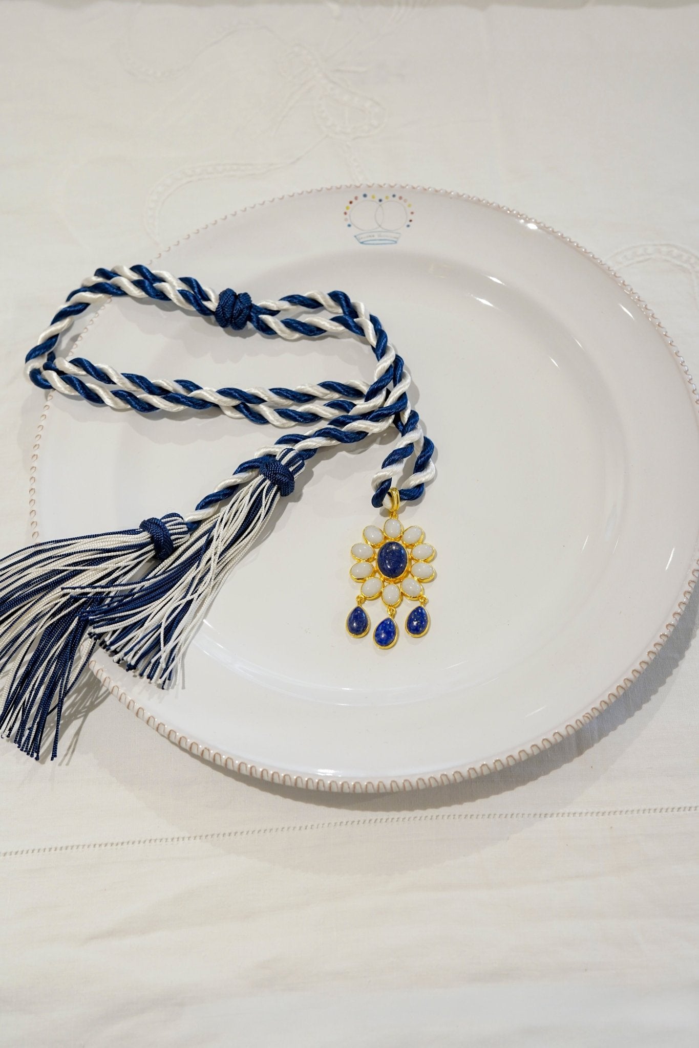 Necklace - Flower Power pendant with Lapis lazuli and White Quartz Stones