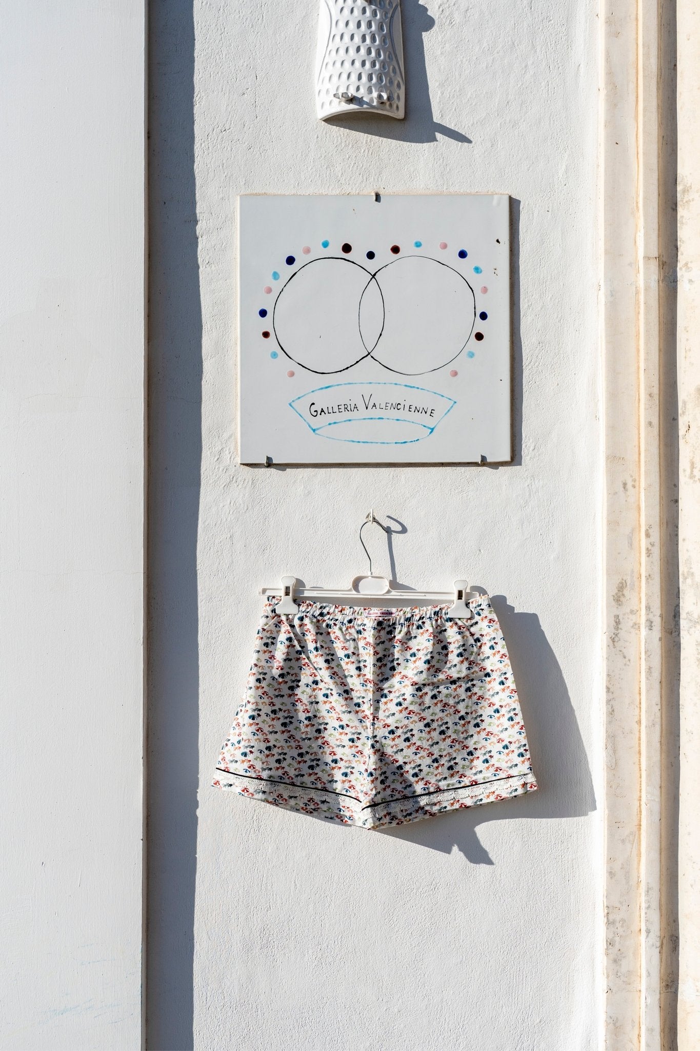 Pajamas Shorts Women - Short Ombrelloni print adorned with Lace