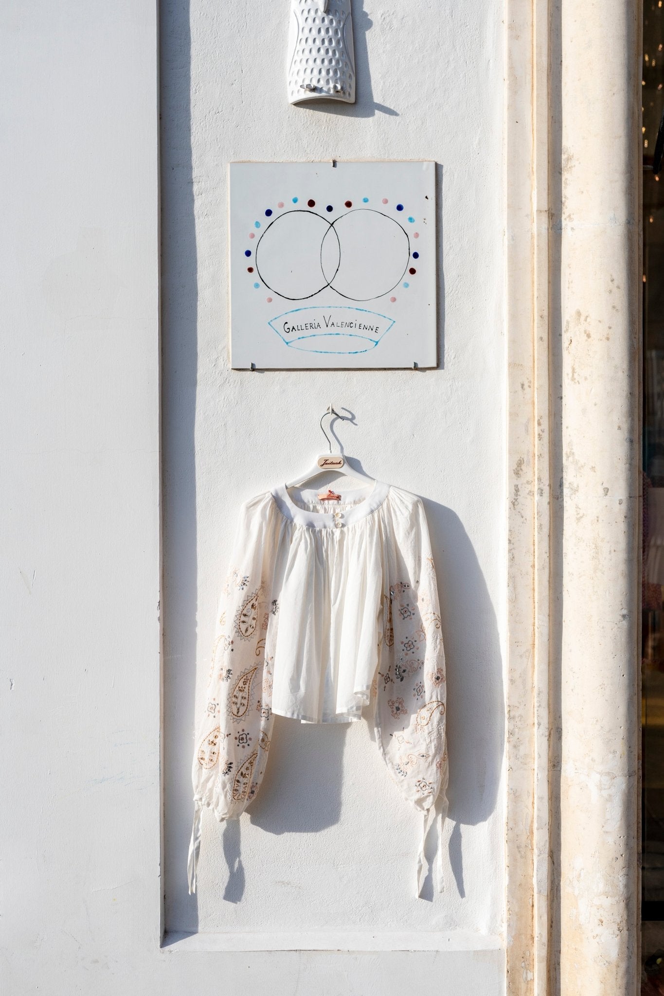 Shirt Women - White Puff Sleeve Embroidered