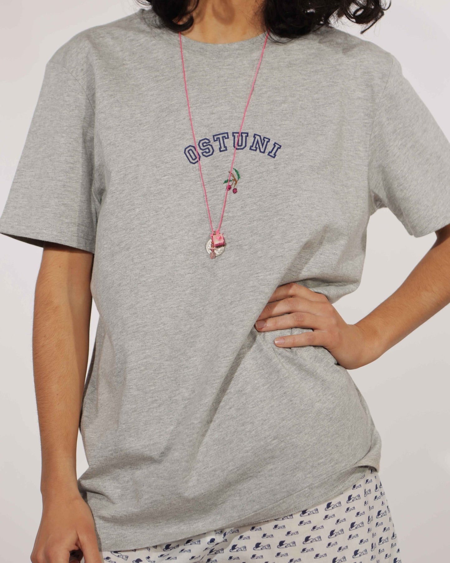 T-shirt - T-Shirt Ostuni Grey Unisex Olives Embroidered